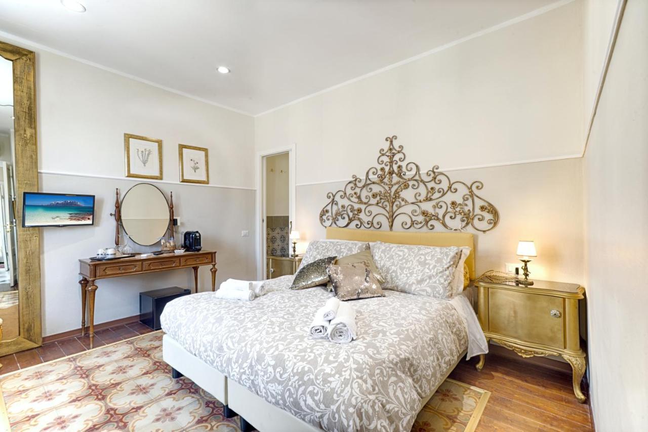 Casa Satta 1925 Hotel ออลเบีย ภายนอก รูปภาพ