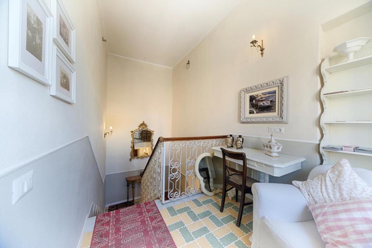 Casa Satta 1925 Hotel ออลเบีย ภายนอก รูปภาพ